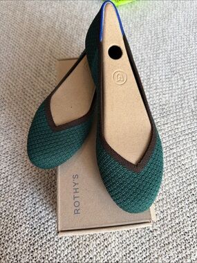 Rothy's Dark Green Knit Pointed Slip-On Flats with Brown Trim